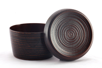 KUUKI covered bowl